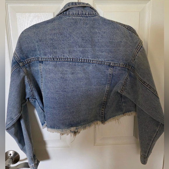 Cropped Blue Denim Jacket - Picture 3 of 4